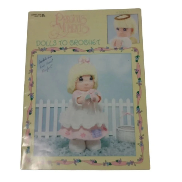 Vintage Precious Moments Crochet Pattern  Book - Picture 1 of 7